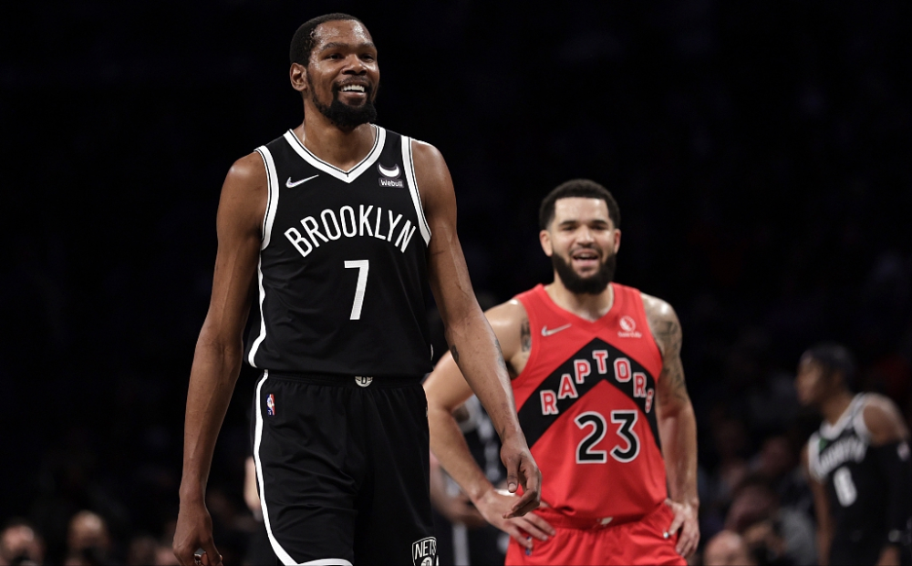 贝博娱乐官网 -包含清晨多伦多猛龙官宣签约——德甲节点到来，底气十足，临场指挥获称赞的词条